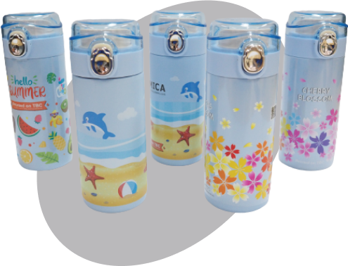 Botellas impresas en una máquina impresora
